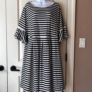 Pin Up Fashion Black/White striped dress size 22